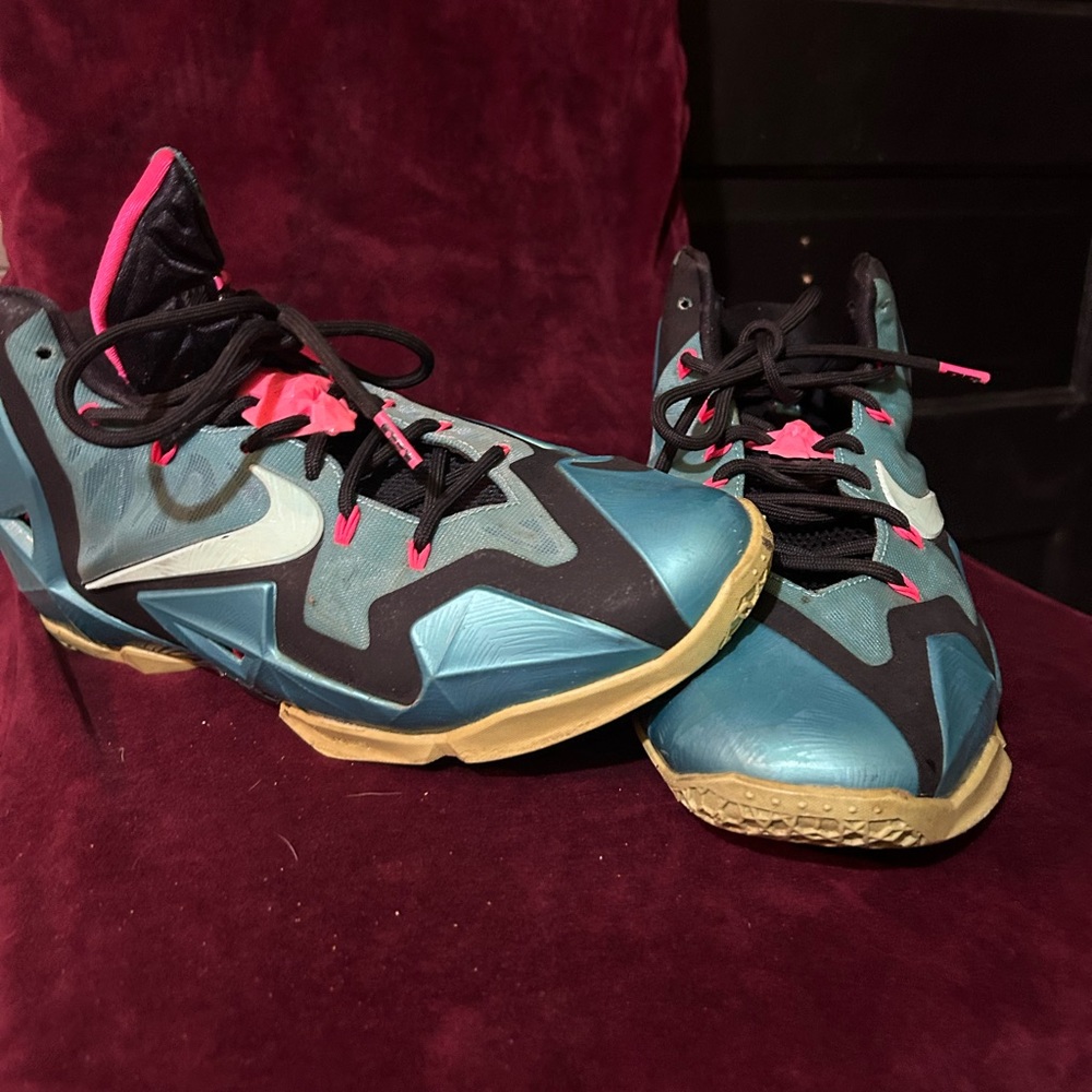 Lebron 11s -South Beach Size 11